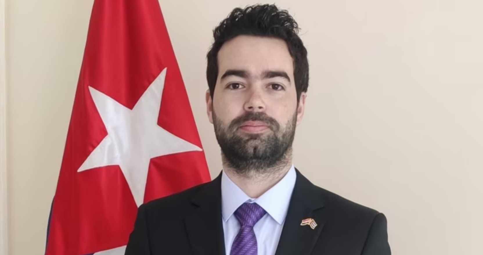 Un diplomático cubano implicado en la compraventa ilegal de divisas