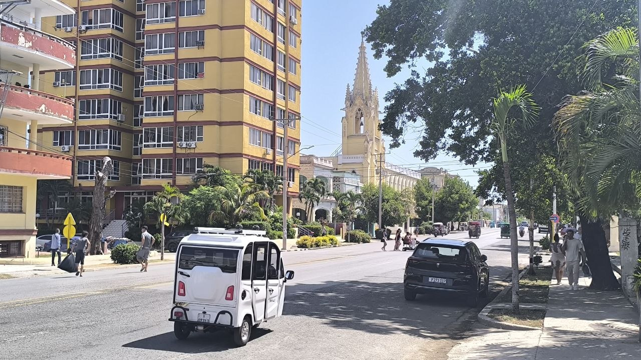 Casi 24 horas después de la caída, el sistema eléctrico solo está enlazado desde La Habana a Sancti Spíritus