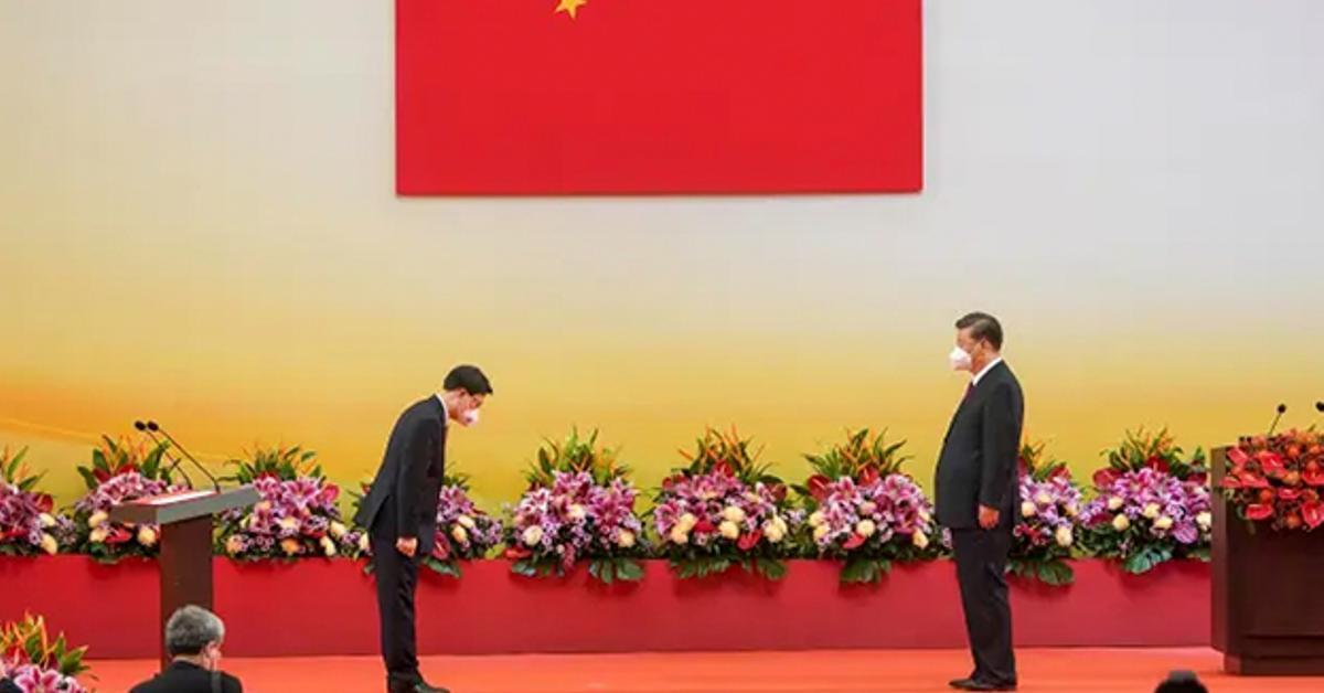 Hong Kong cumple 25 años de soberanía china tras más de un siglo colonial