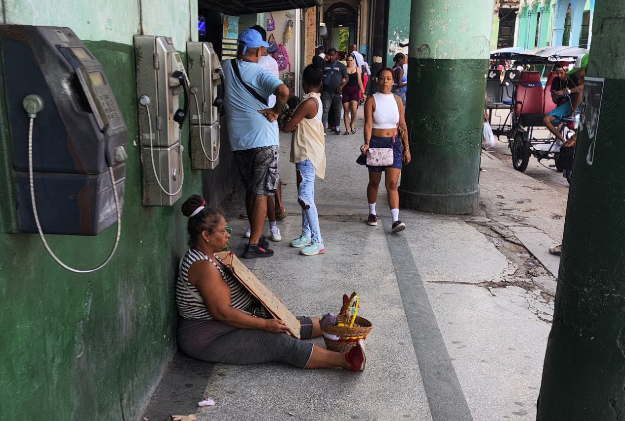 EE UU apuesta por una caída del régimen cubano "a cámara lenta"