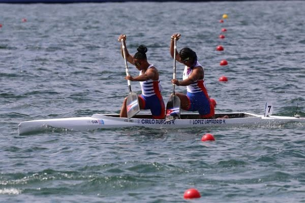 Tres atletas cubanos abandonan la delegación en Canadá, a pocos días de los Juegos Centroamericanos