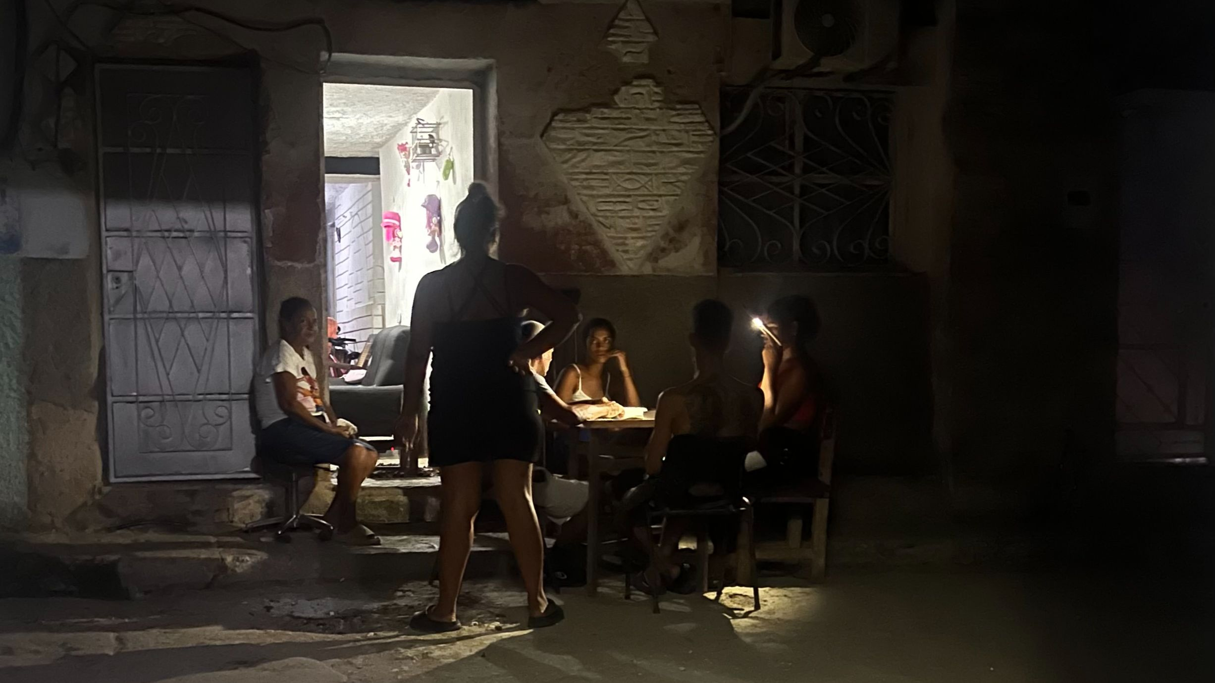 Colapsa el sistema eléctrico: Cuba registra su tercer apagón total en lo que va de julio
