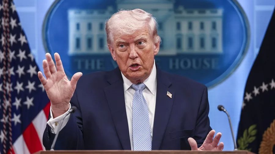 Trump anuncia el bloqueo del estrecho de Ormuz por la Armada de EE UU