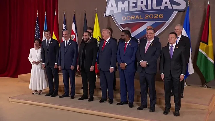 “Cuba está en sus últimos momentos" y "tendrá una gran vida nueva", afirma Trump