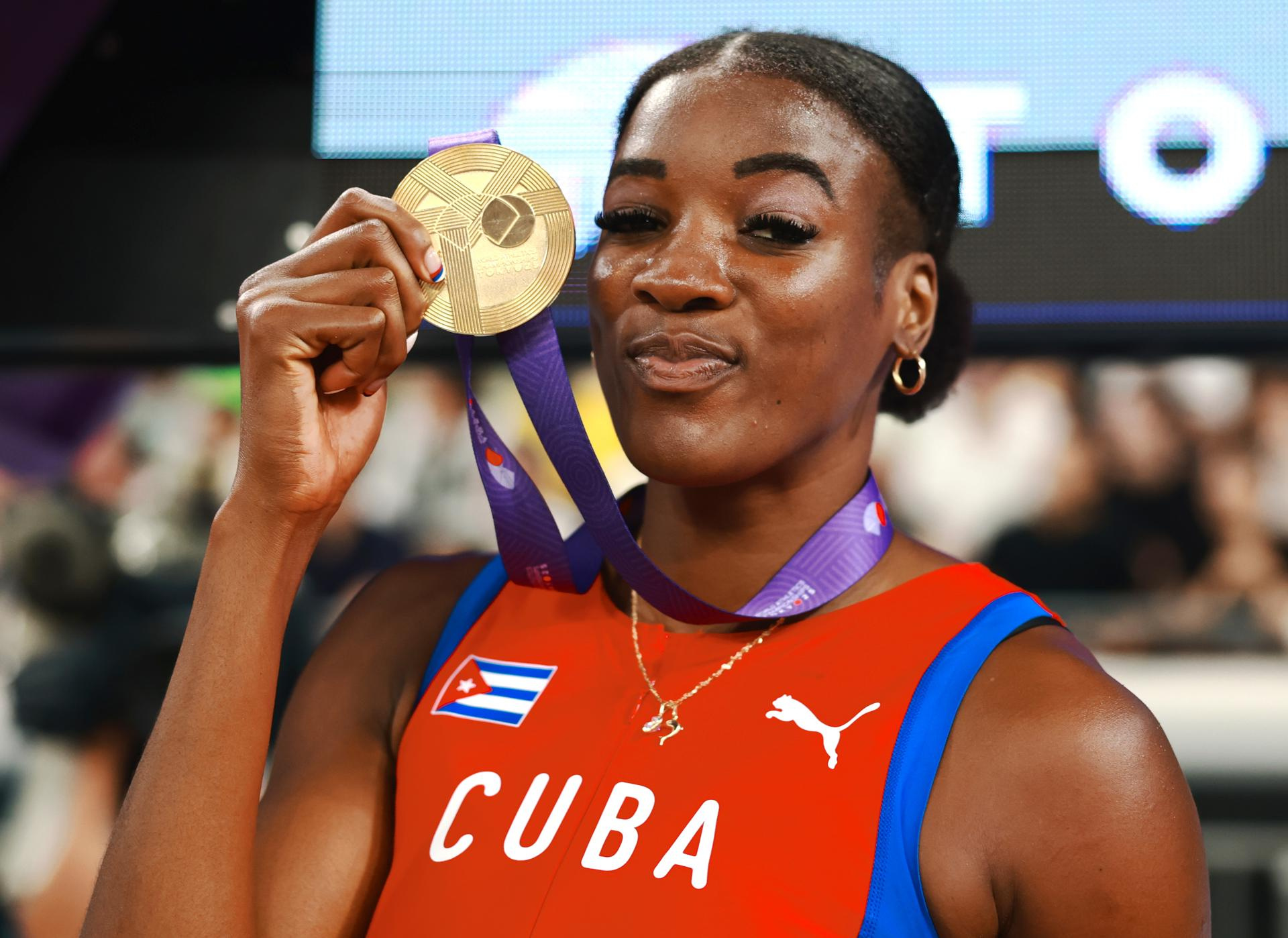 Leyanis Pérez, reina del triple salto