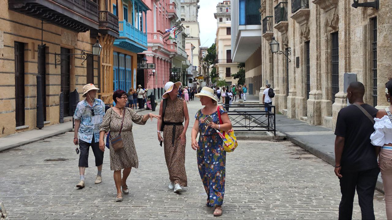 El Gobierno canadiense advierte a sus ciudadanos que "extremen" sus precauciones en Cuba