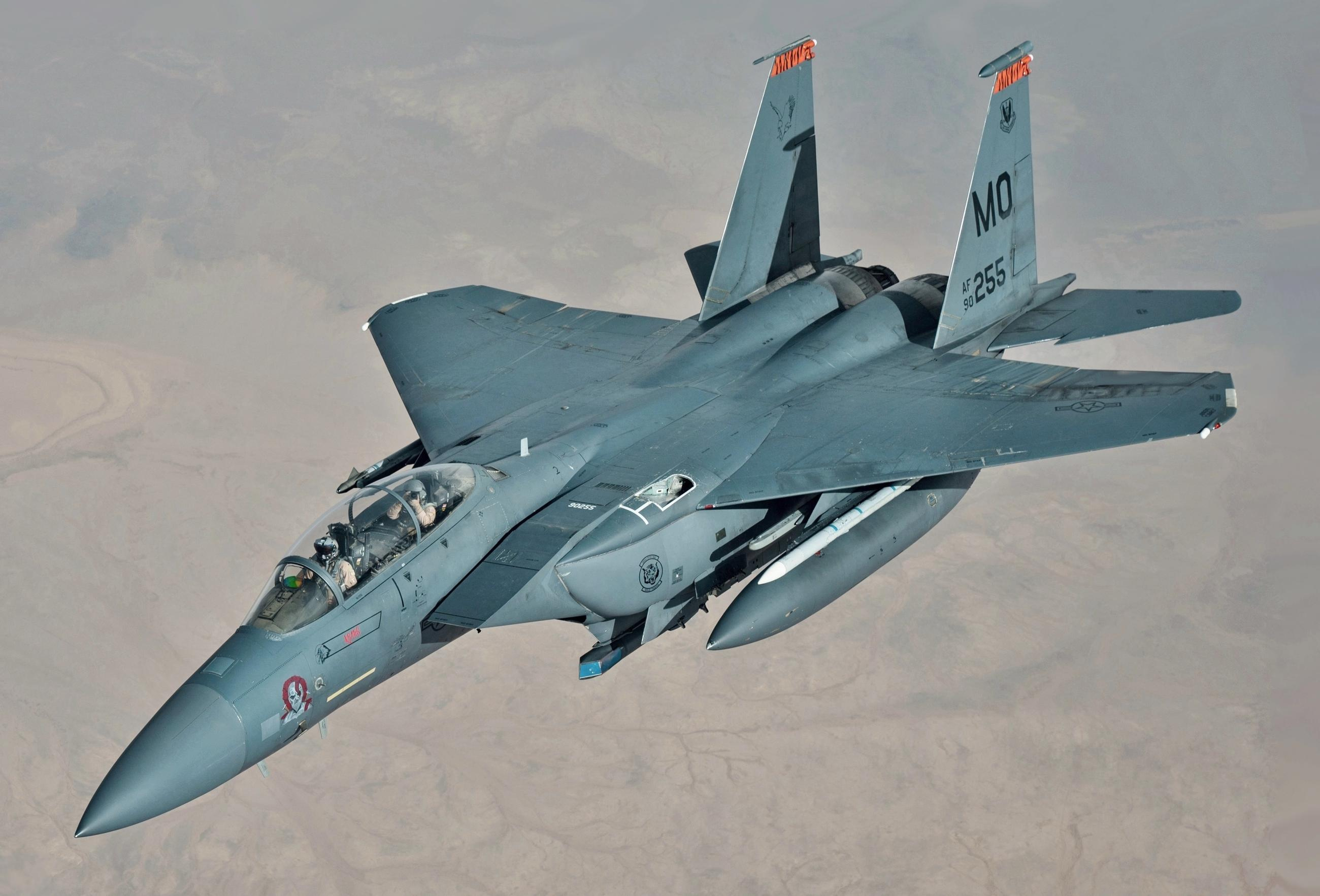 EE UU rescata a uno de los dos tripulantes del primer F-15E abatido en Irán, según CBS y fuentes israelíes