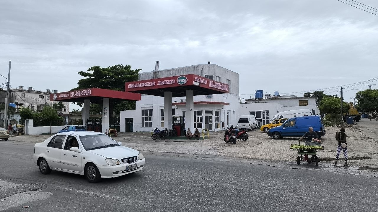 La gasolina Regular sube a 2,50 dólares sin anuncio oficial
