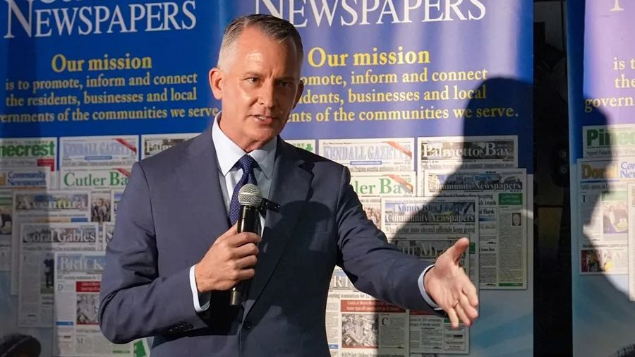 “Espero que Cuba caiga”, dice el candidato demócrata al puesto de gobernador en Florida