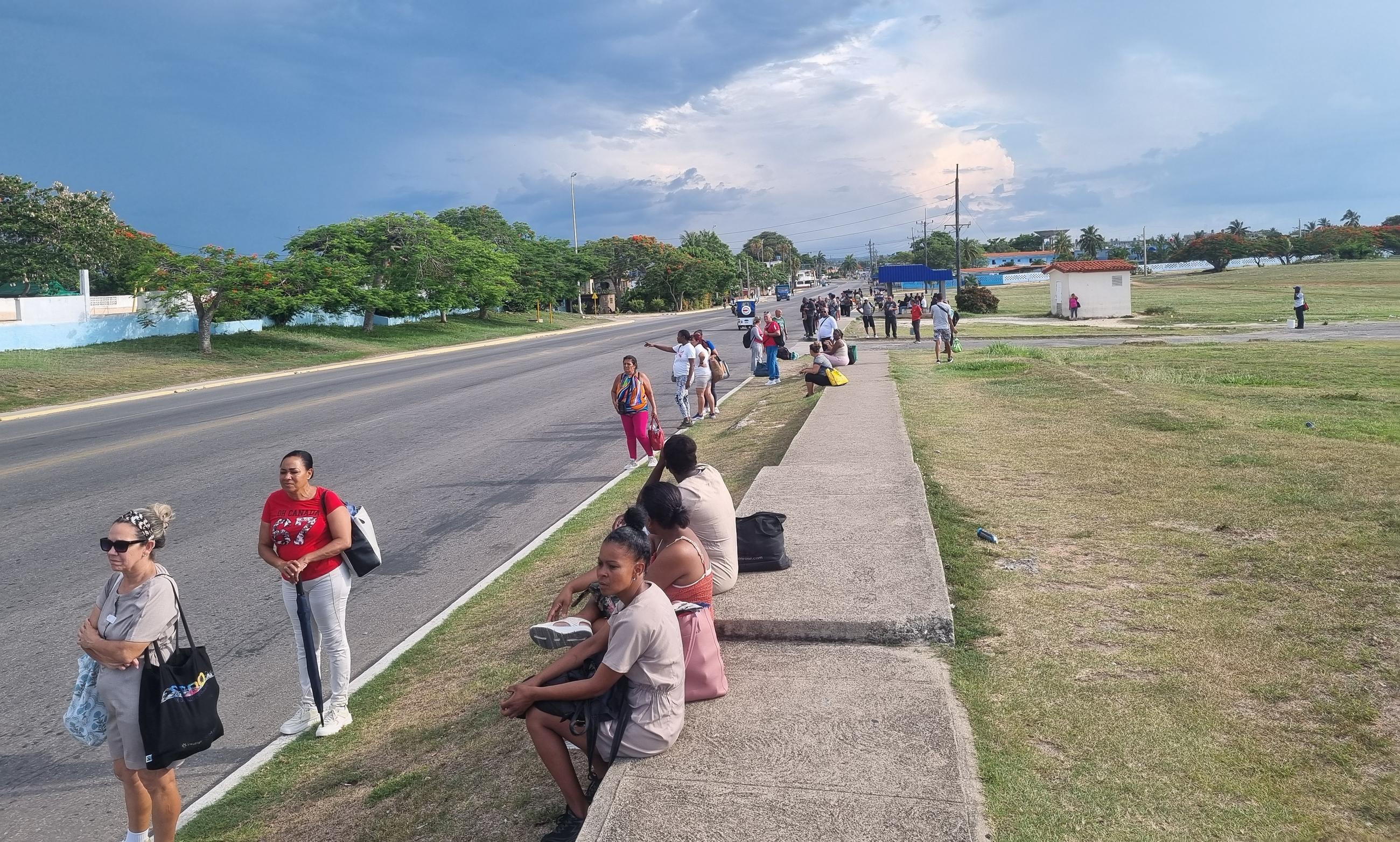 Los trabajadores de los hoteles de lujo de Varadero, principales víctimas del colapso del turismo