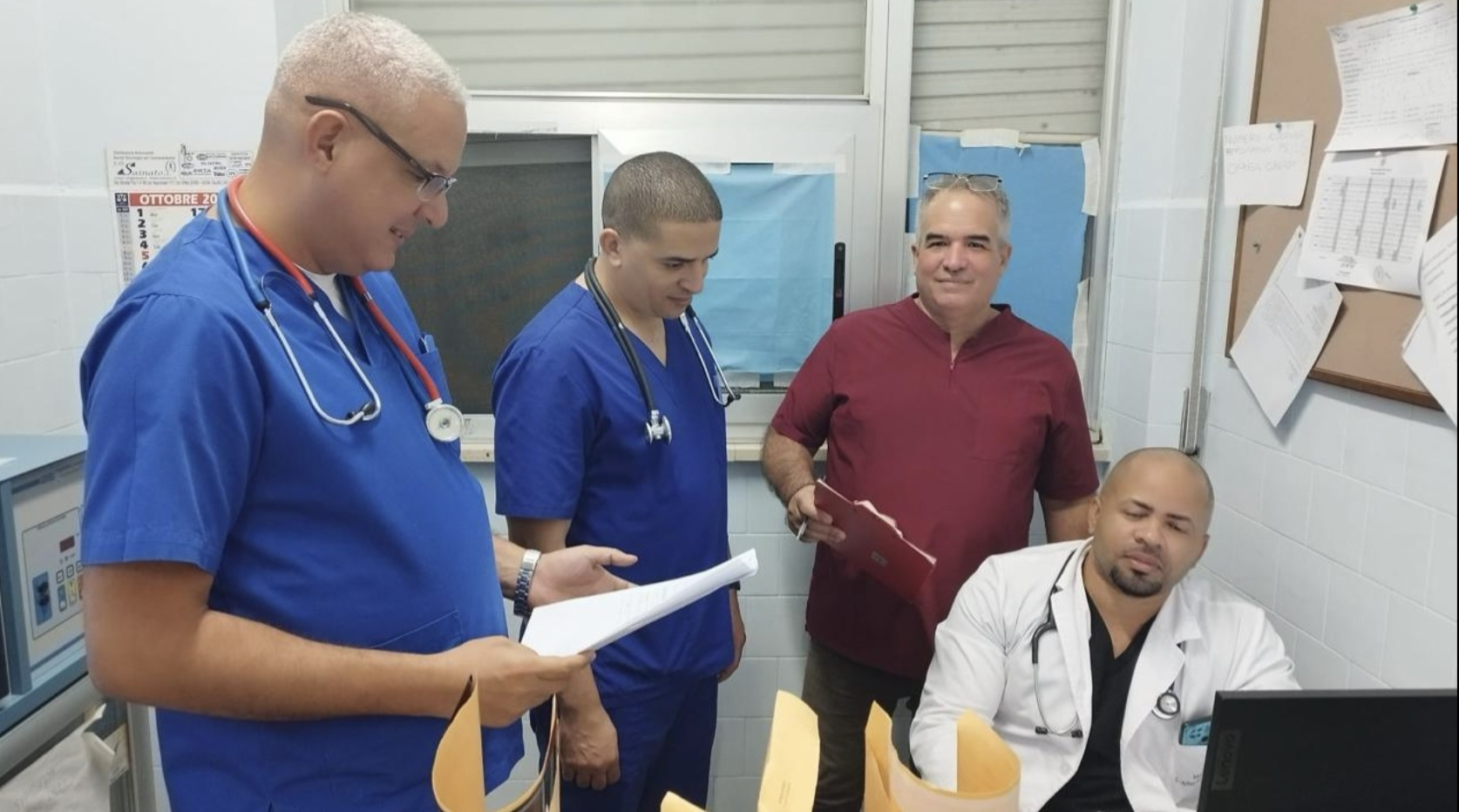 Los médicos cubanos en Calabria admiten que dan hasta la mitad de su salario al régimen