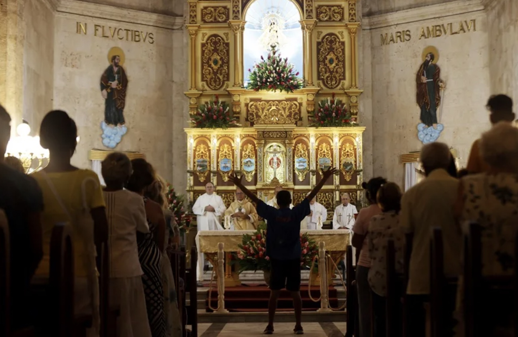 Los obispos cubanos cancelan su viaje al Vaticano por la falta de queroseno para los aviones