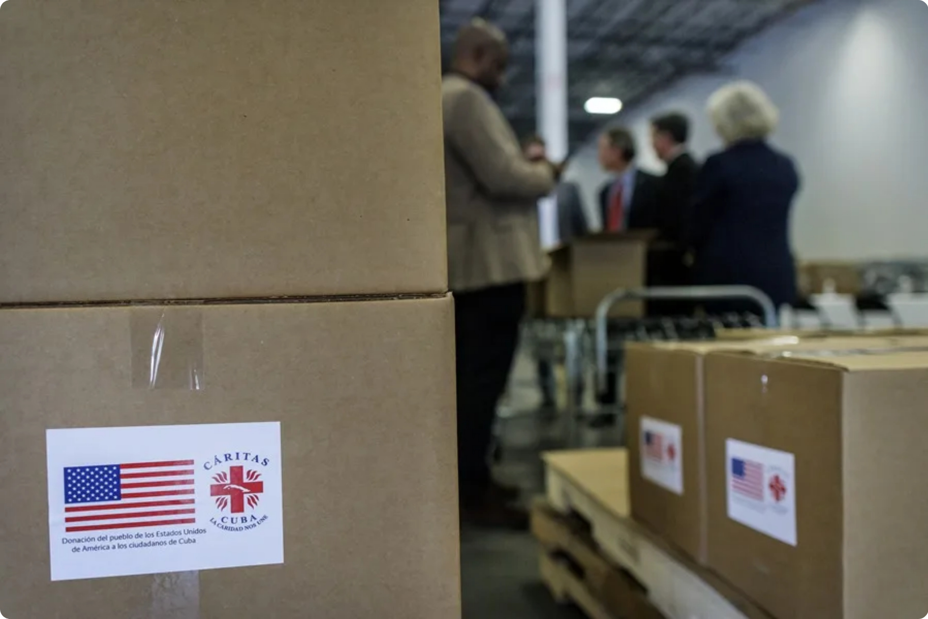 Llega a Cuba otro cargamento de la donación de EE UU para los damnificados del huracán Melissa