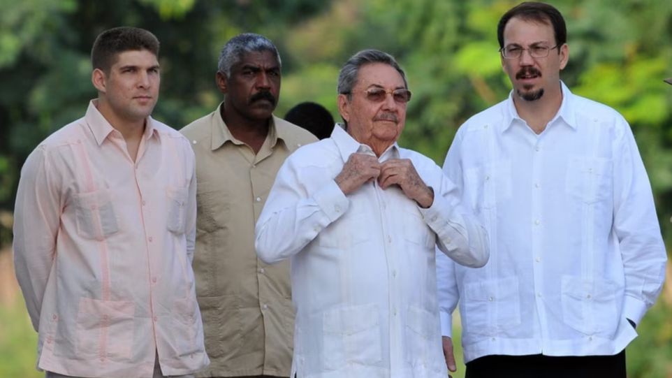 'El Tuerto' y 'El Cangrejo', los enviados de Raúl Castro para negociar con EE UU el futuro de Cuba y de la familia