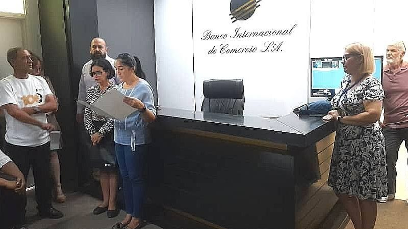 EE UU sanciona por sus vínculos con Irán al banco cubano que protagonizó el ‘deshielo’ con Obama