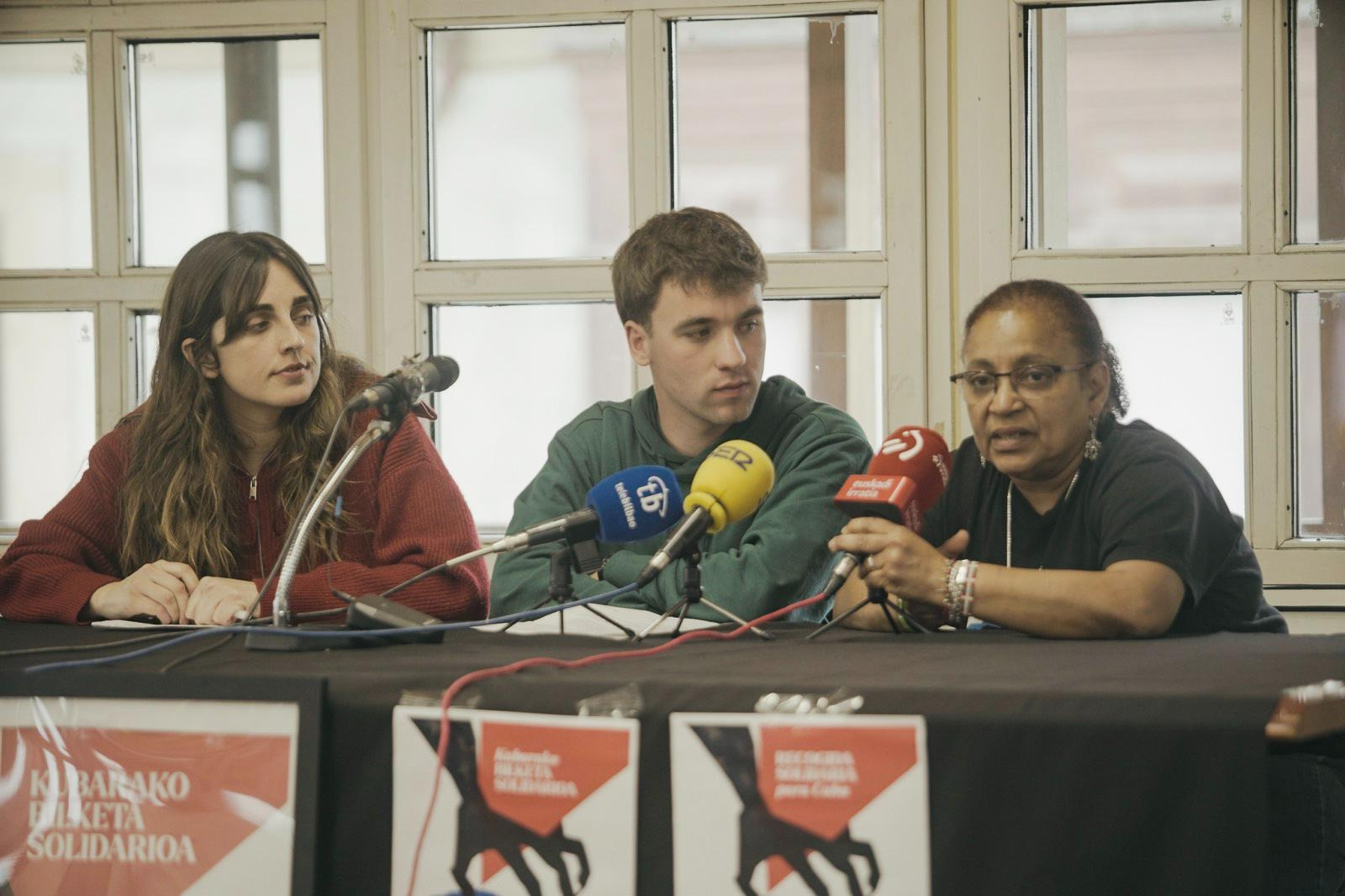 Organizaciones vascas de extrema izquierda recolectan dinero y otras donaciones para Cuba