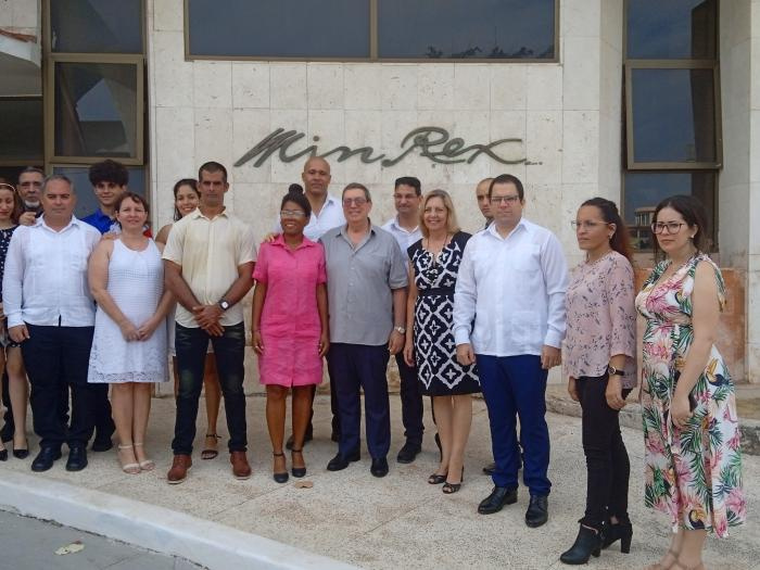 Dominicana expulsó a nueve ‘espías’ cubanos, pero aparecieron diez ‘héroes’ en La Habana